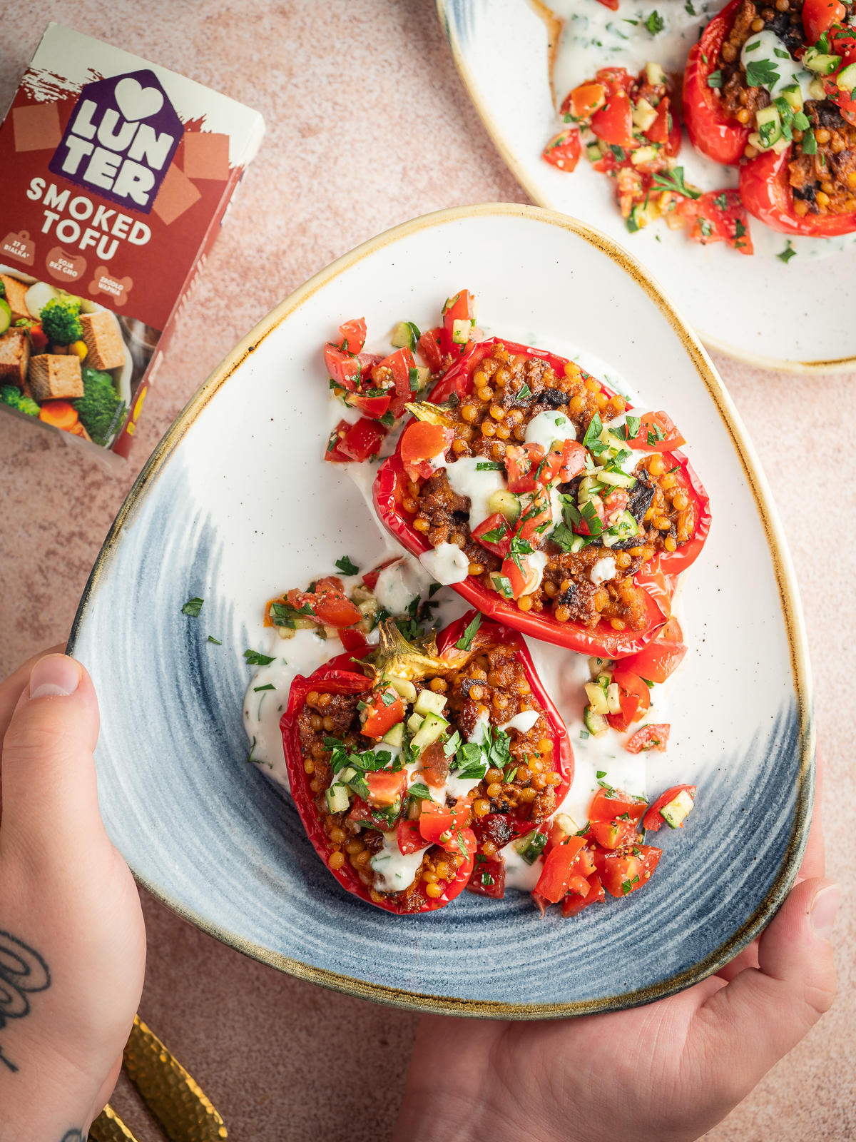 Wegańska papryka faszerowana z kaszą, grzybami i tofu 3 Wegańska papryka faszerowana z kaszą, grzybami i tofu