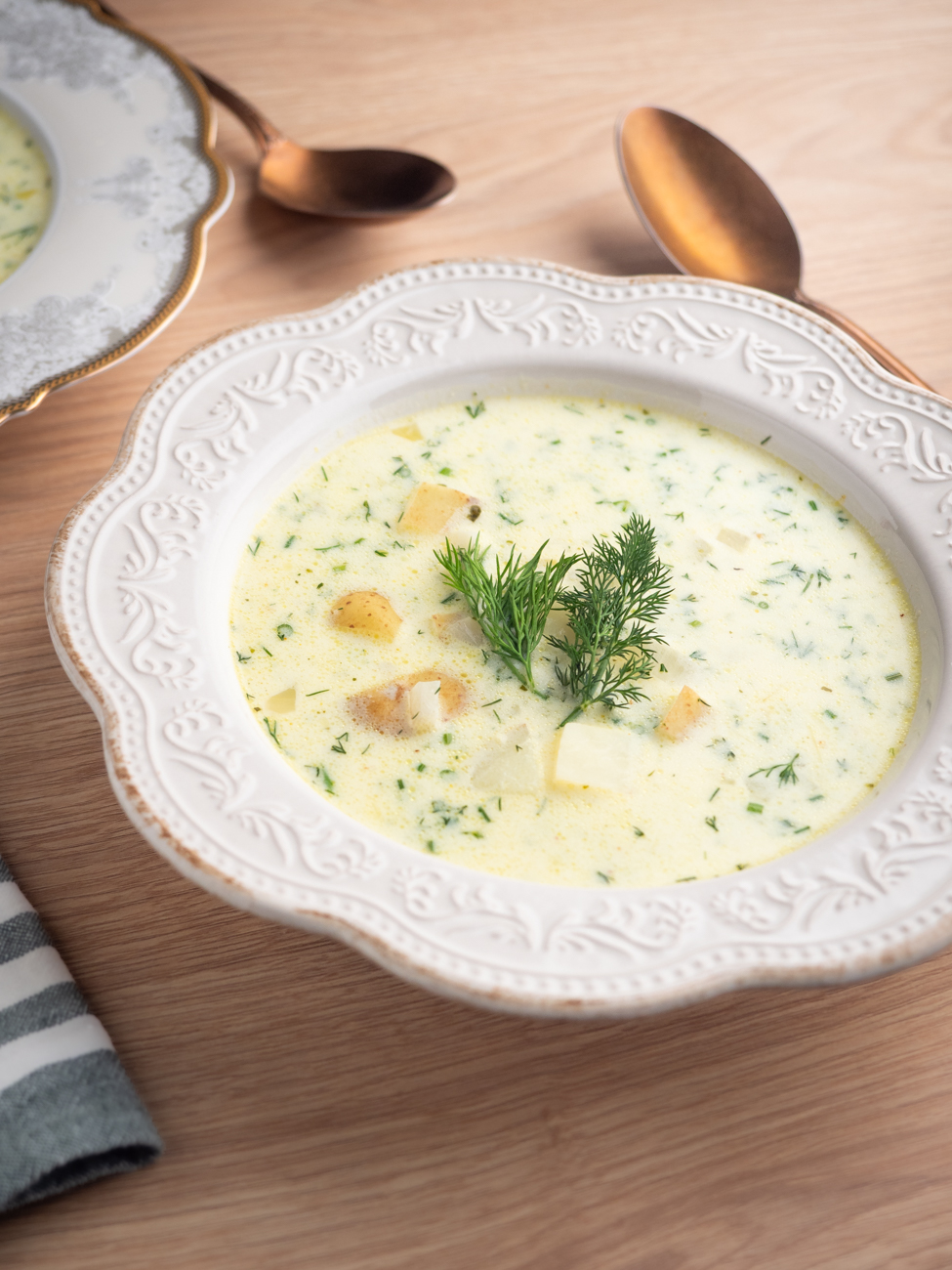 Wegańska zupa koperkowa z ziemniakami – prosty przepis bez śmietany 2 Wegańska zupa koperkowa z ziemniakami