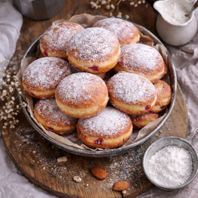 Pączki domowe drożdżowe – puszyste i lekkie (przepis na Tłusty Czwartek) 7 Pączki domowe drożdżowe – puszyste i lekkie (przepis na Tłusty Czwartek)